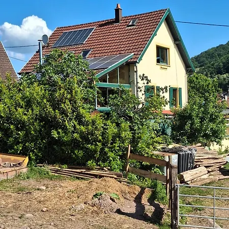펜션 Maison 20' Colmar Jardin Calme Chevaux Vue Poele A Bois *